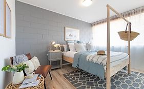 Scandi Beach Breeze Minutes From Glenelg Beach
